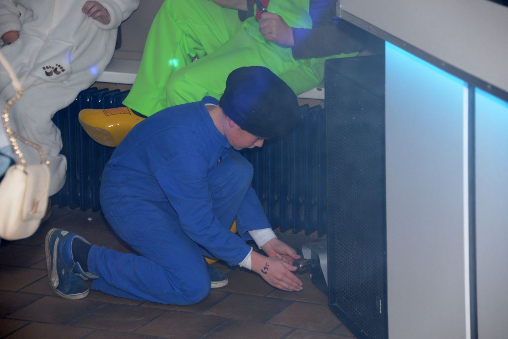 ../Images/Jeugddisco Beestenboel 008.jpg